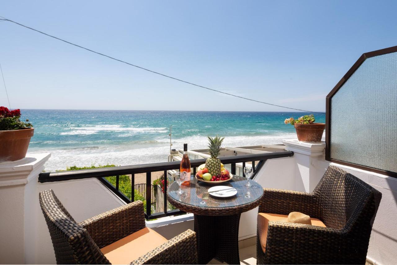 Dandidis Seaside Pension Agios Gordios  Exterior photo