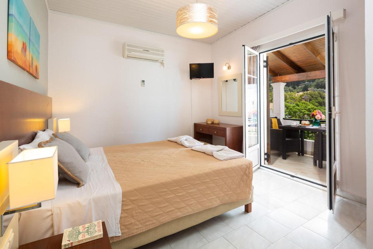 Dandidis Seaside Pension Agios Gordios  Exterior photo