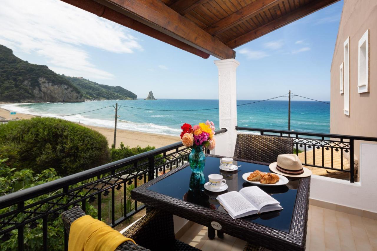 Dandidis Seaside Pension Agios Gordios  Exterior photo