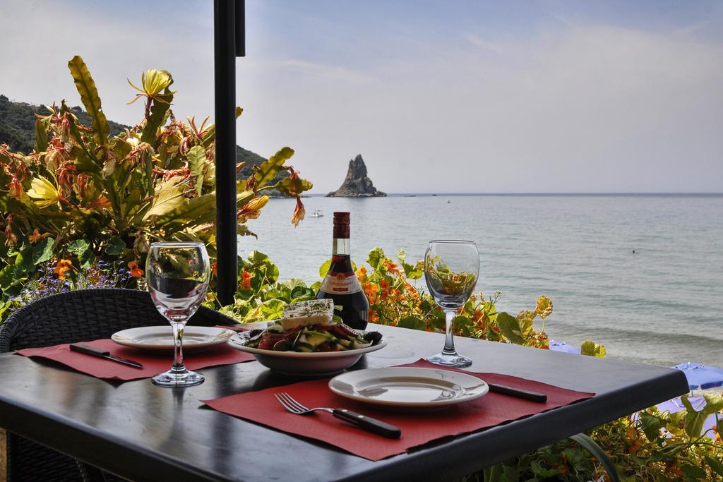 Dandidis Seaside Pension Agios Gordios  Exterior photo