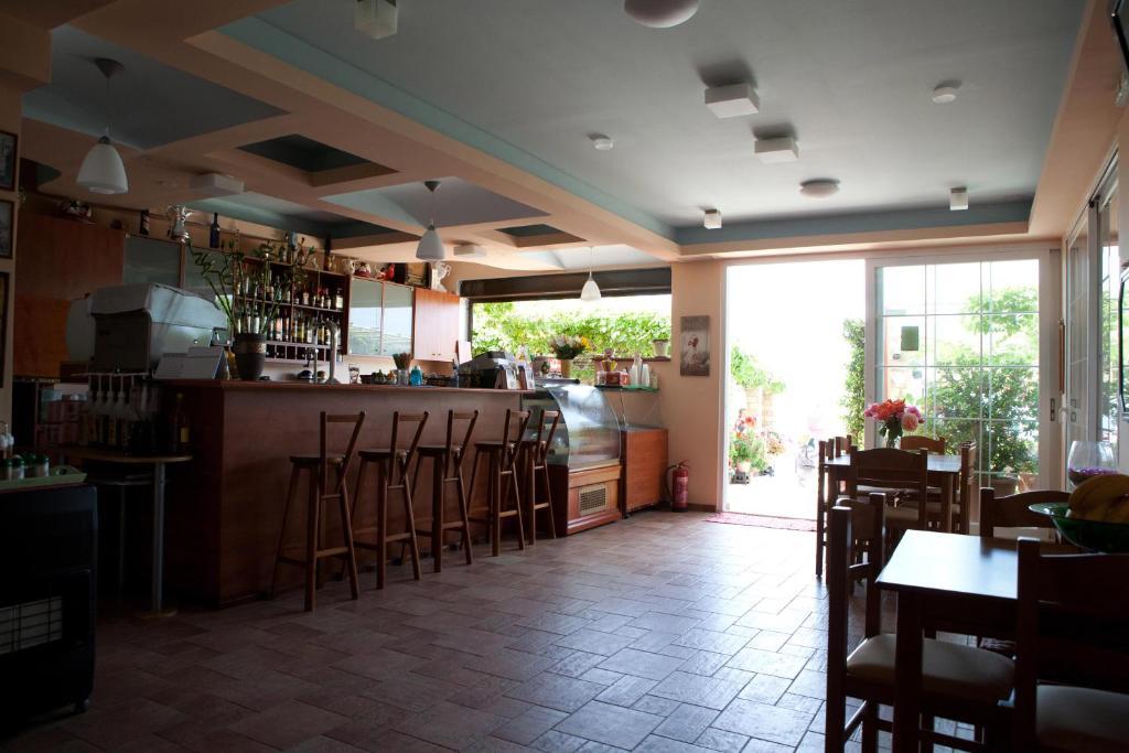 Dandidis Seaside Pension Agios Gordios  Exterior photo