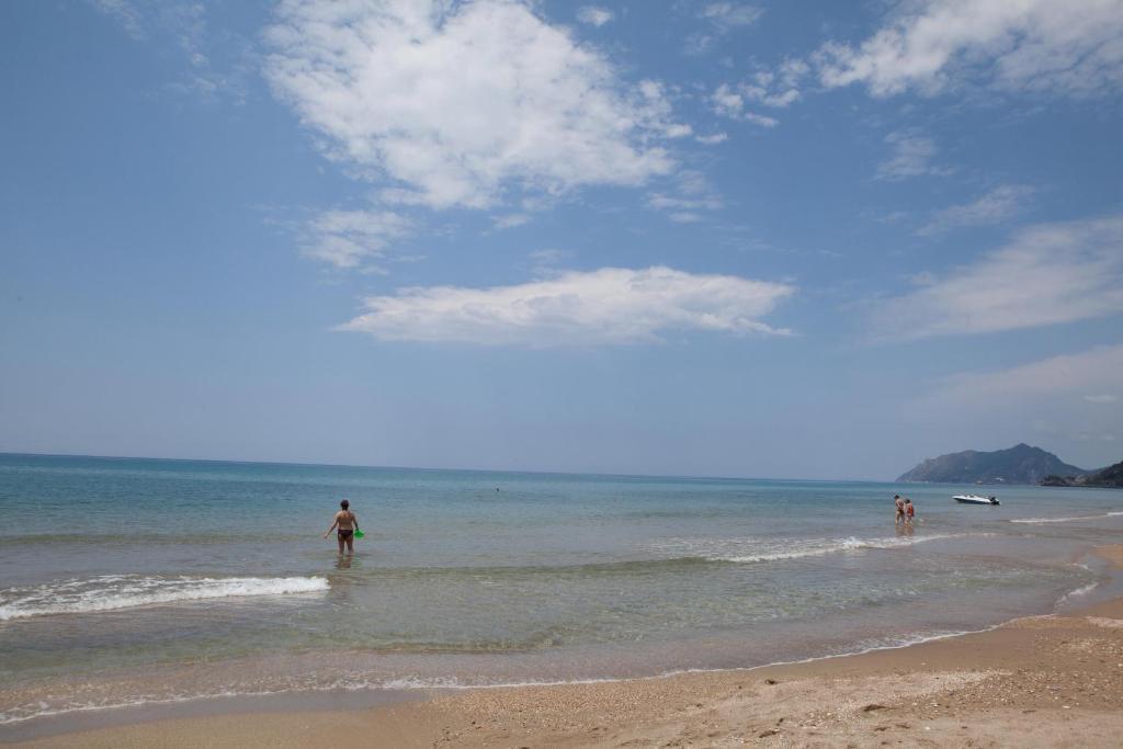 Dandidis Seaside Pension Agios Gordios  Exterior photo